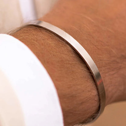 5MM unisize cuff bracelet (silver)